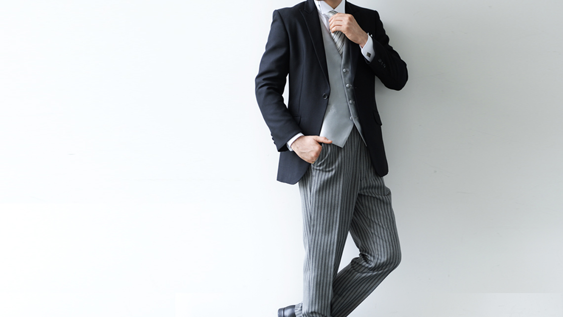 Director's Suit 1160GB #D2 - Gray Vest / Gray Tie