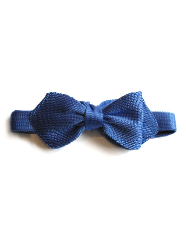 blue knit bow