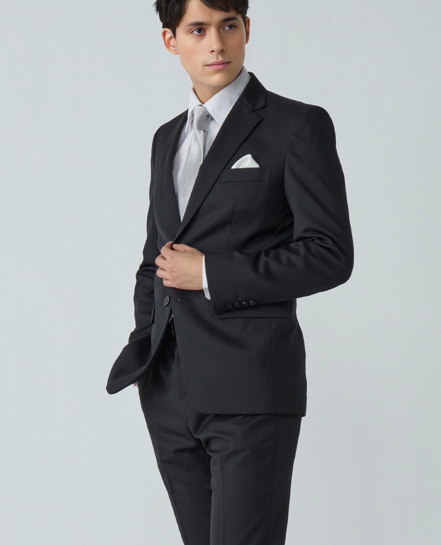 H03B THE BLACK 着用イメージ2